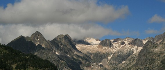 Pireneji
